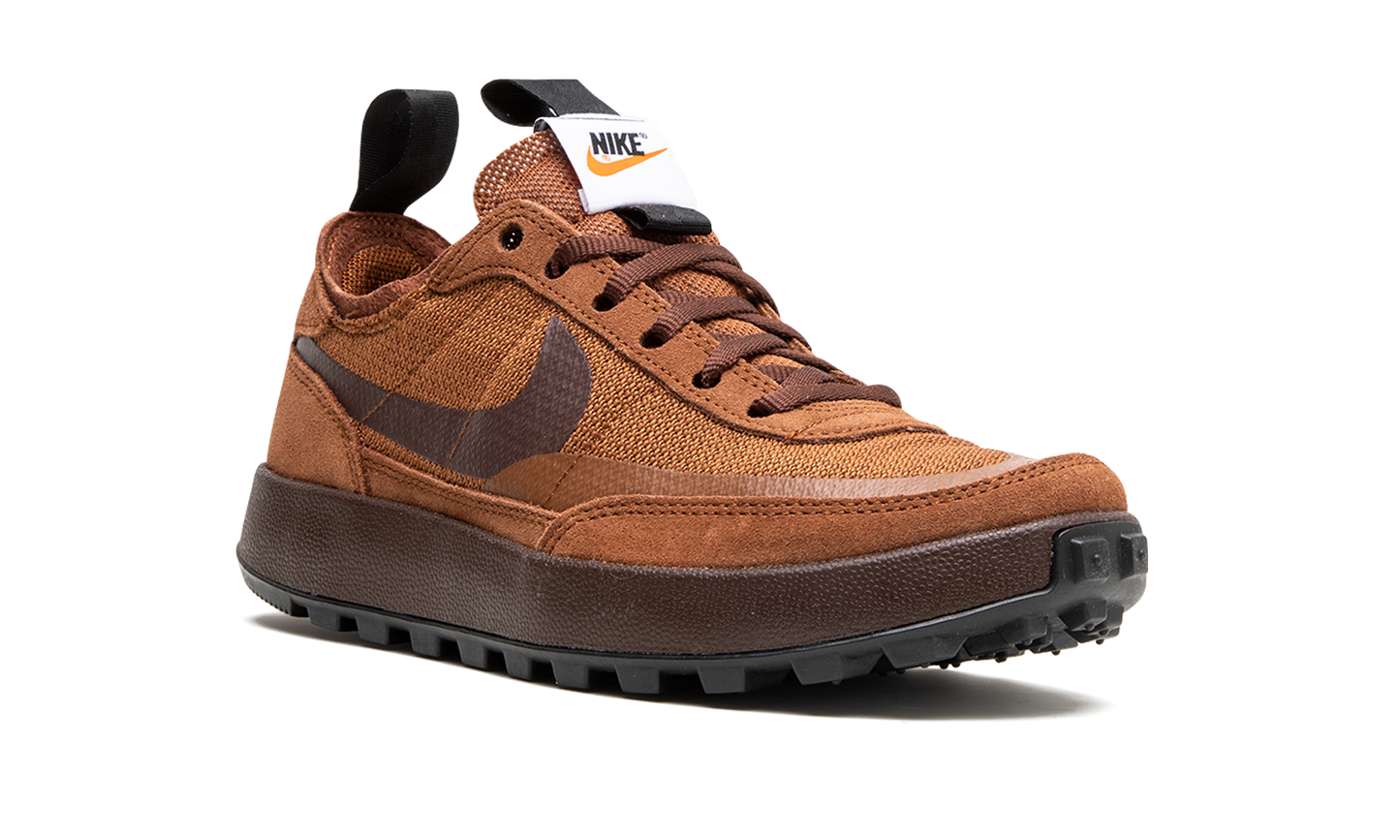 GENERAL PURPOSE SHOE WMNS"Tom Sachs - Field Brown" DA6672 201