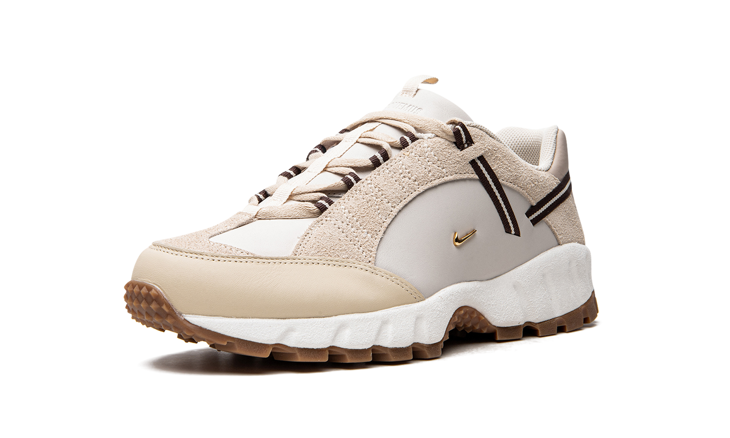 AIR HUMARA LX WMNS"Jacquemus - Beige" DR0420 001