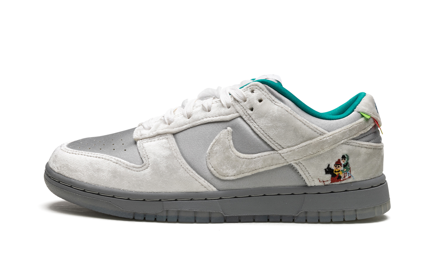 DUNK LOW WMNS"Ice" DO2326 001