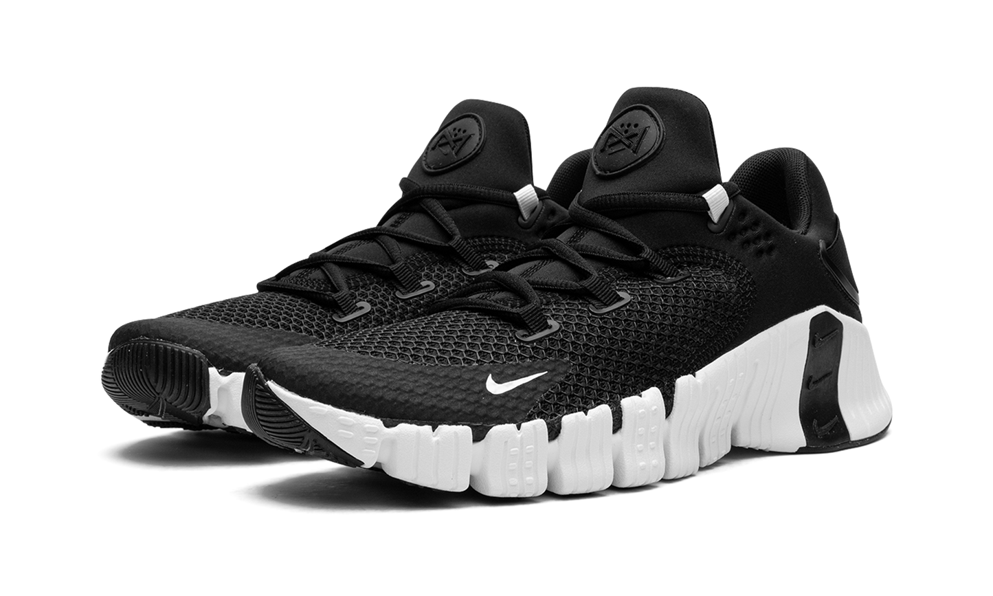 FREE METCON 4 WMNS"Black-White Metcon 4" CZ0596 010