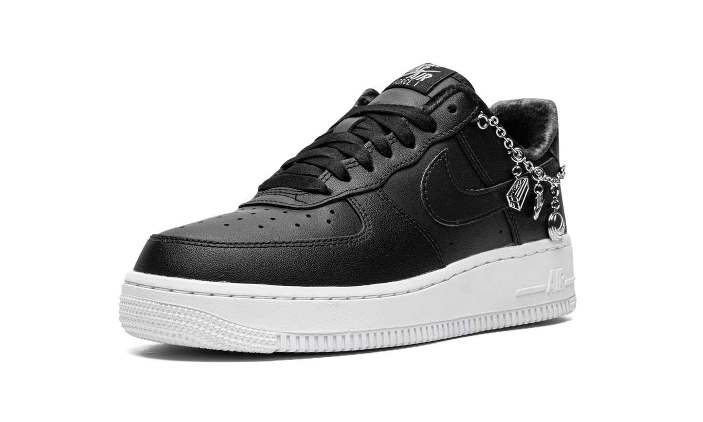AIR FORCE 1'07 LX MNS WMNS"Lucky Charms - Black" DD1525 001