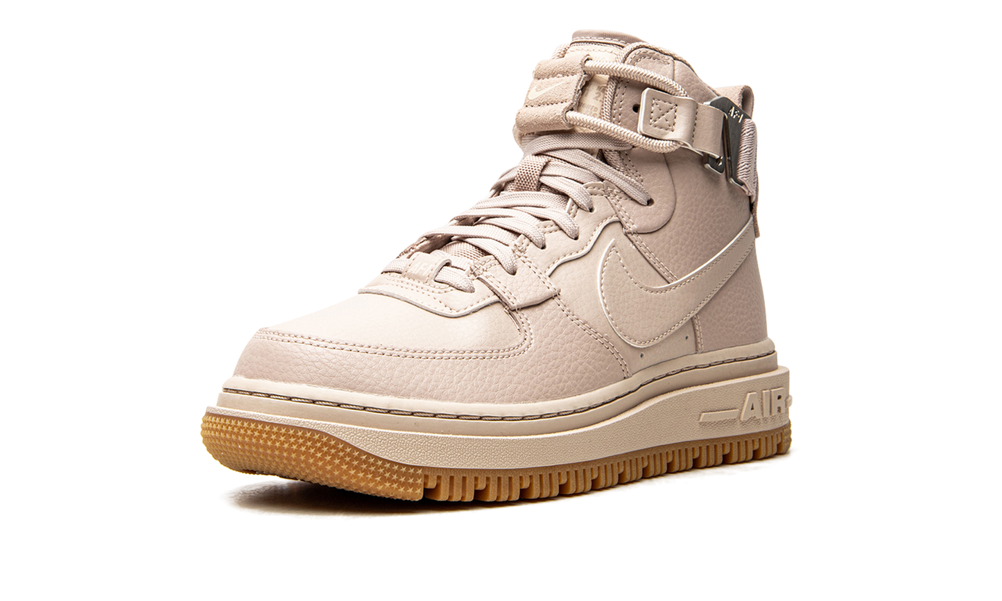 AIR FORCE 1 HIGH UTILITY MNS WMNS DC3584 200