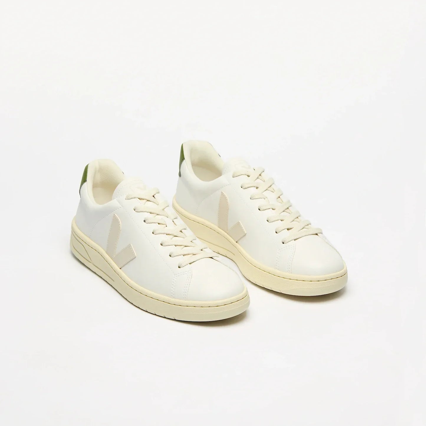 Women's URCA CWL in White Pierre Kiwi
