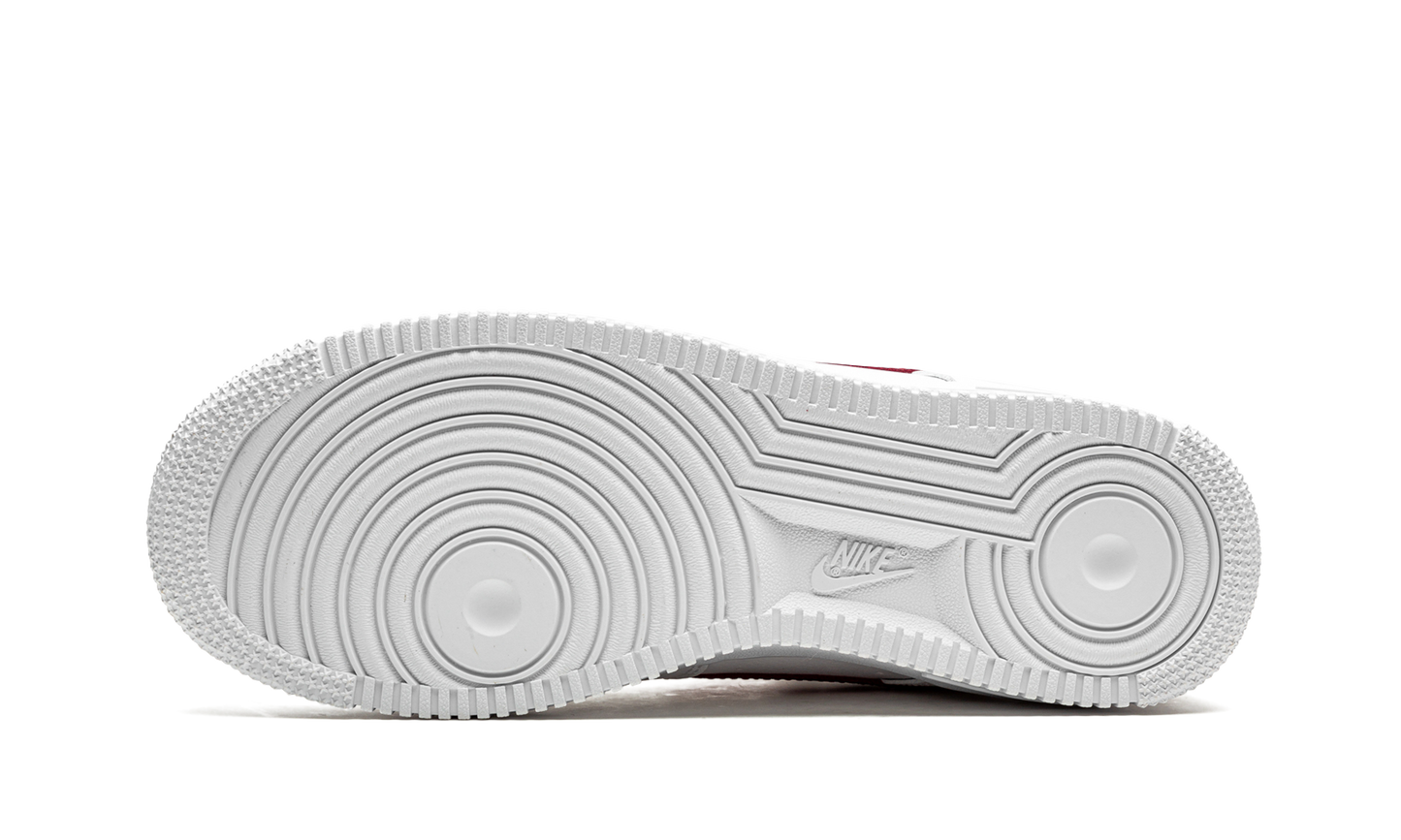 AIR FORCE 1 LO ESSENTIAL MNS WMNS"White/ Gym Red"