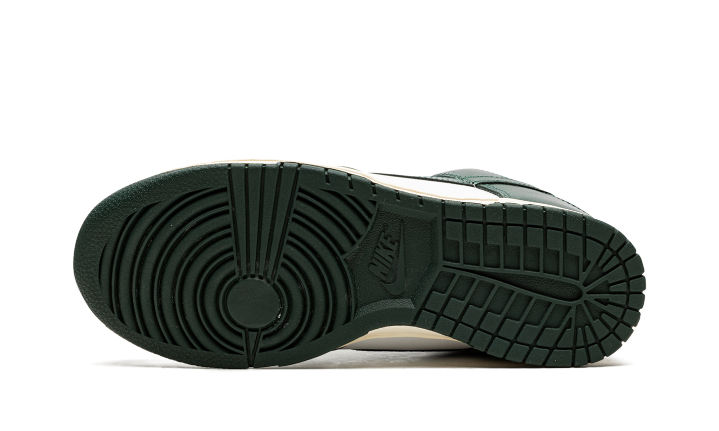 DUNK LOW WMNS"Vintage Green" DQ8580 100