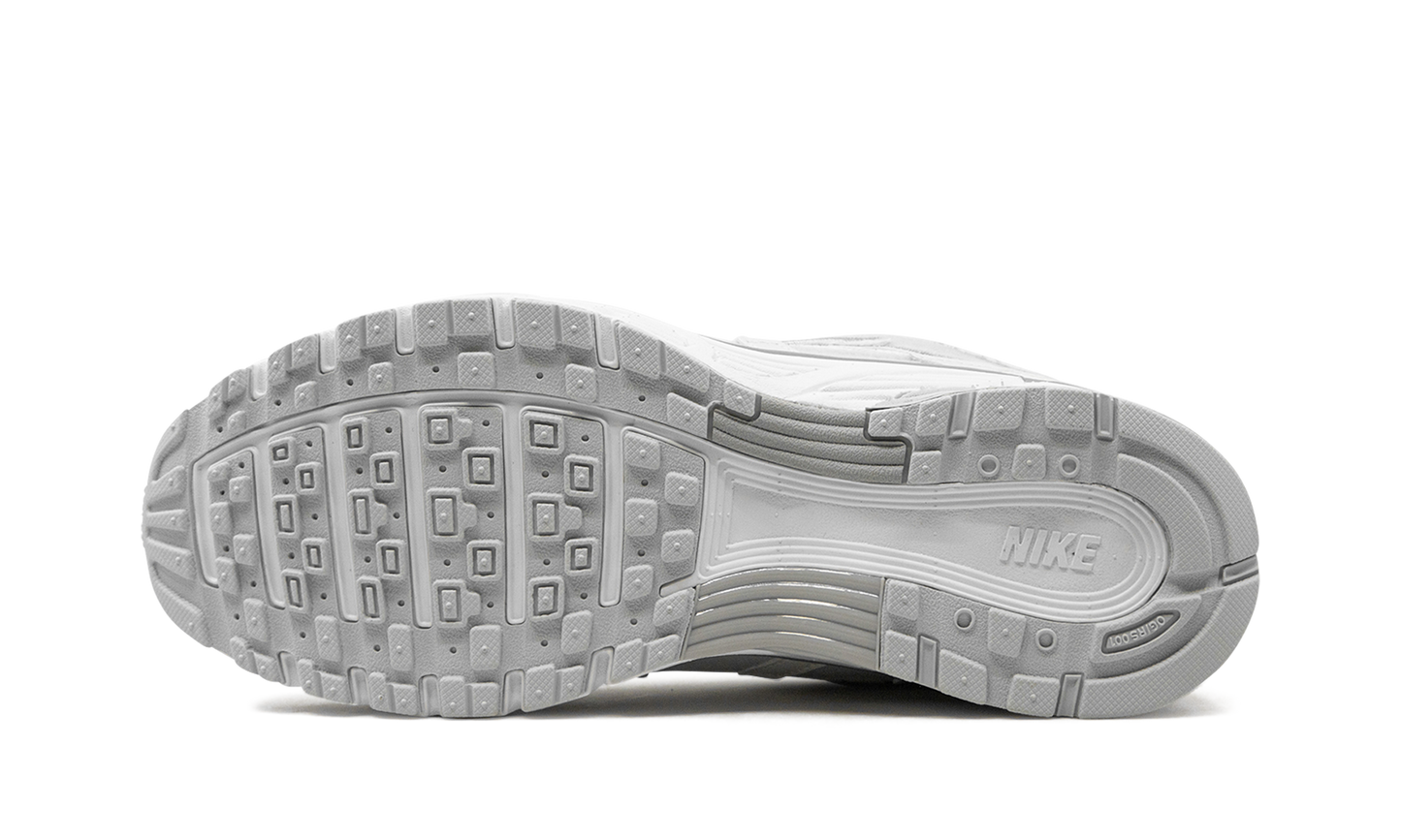 P-6000 WMNS"Summit White Pure Platinum" FV6603 101
