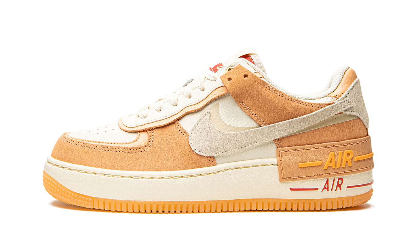 AIR FORCE 1 SHADO MNS WMNS"Sisterhood - Cashmere" DM8157 700