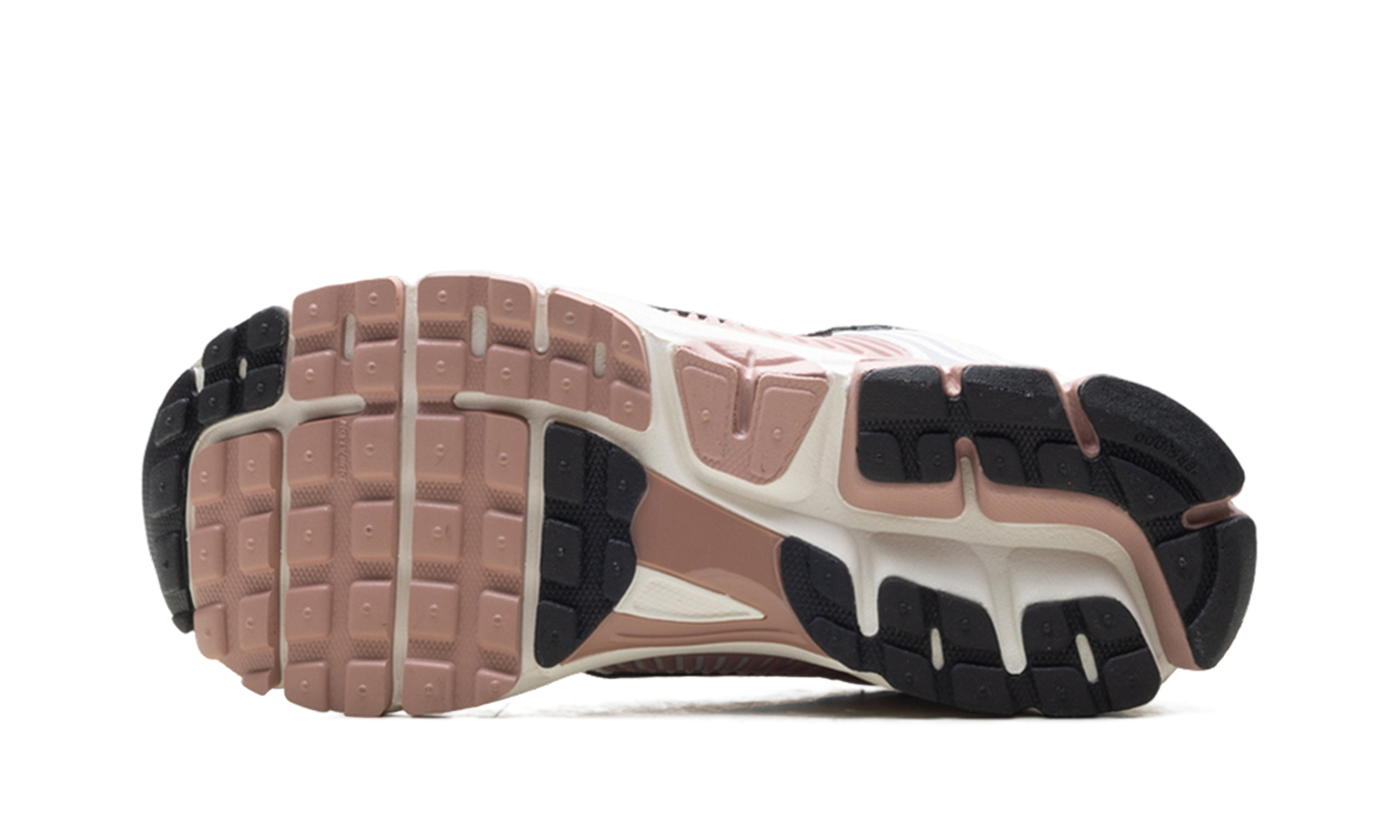 Zoom Vomero 5 WMNS"Sail Particle Pink" HF1877 102