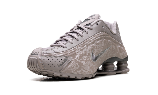 Shox R4 WMNS"Flat Pewter Floral" HV0934 001