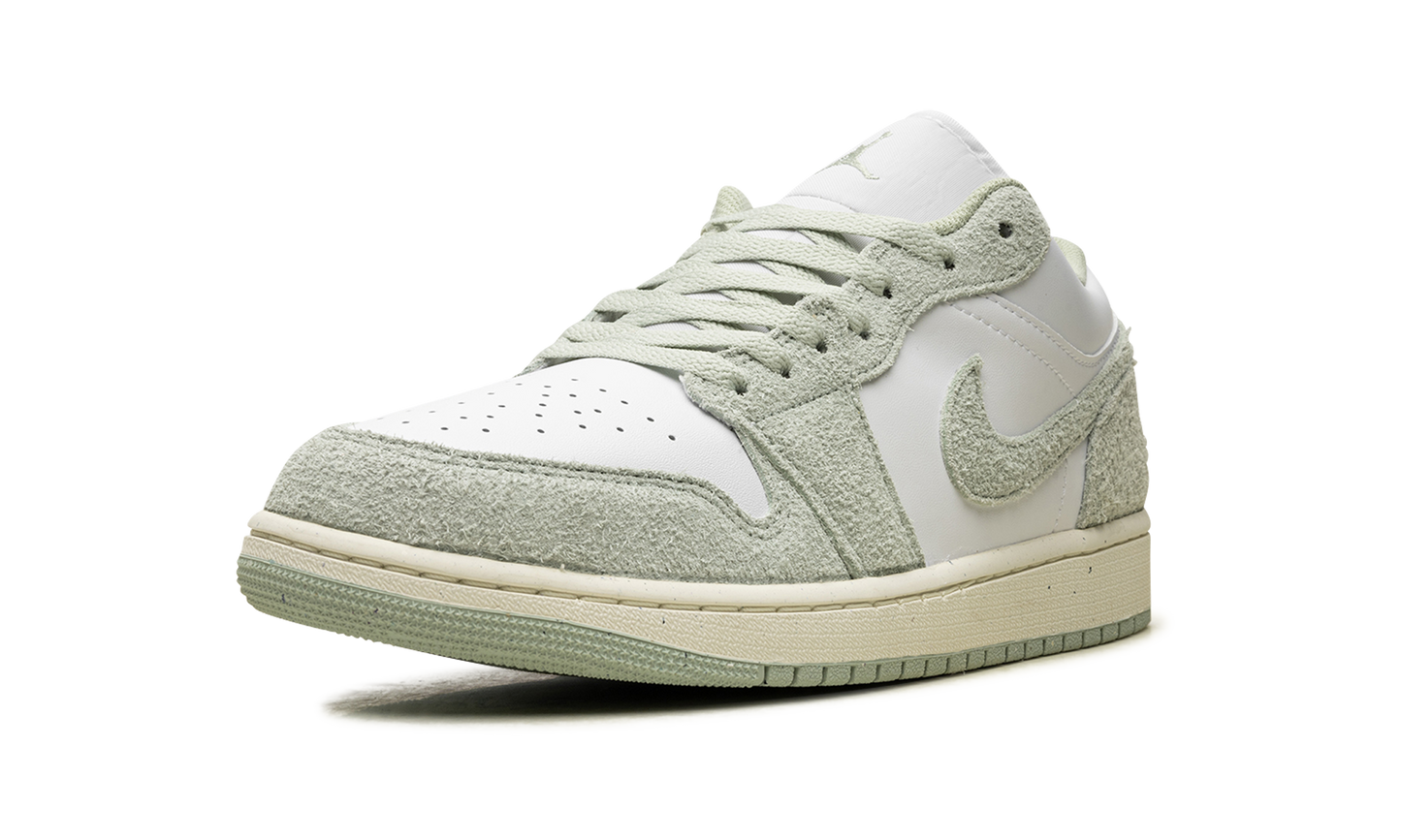 1 Low SE "Seafoam" FN5214 131