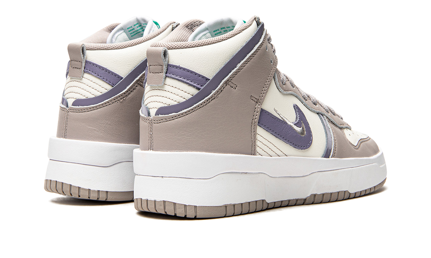 DUNK HIGH REBEL MNS WMNS"Iron Purple" DH3718 101